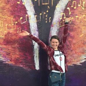 Meet your Posher, Emma